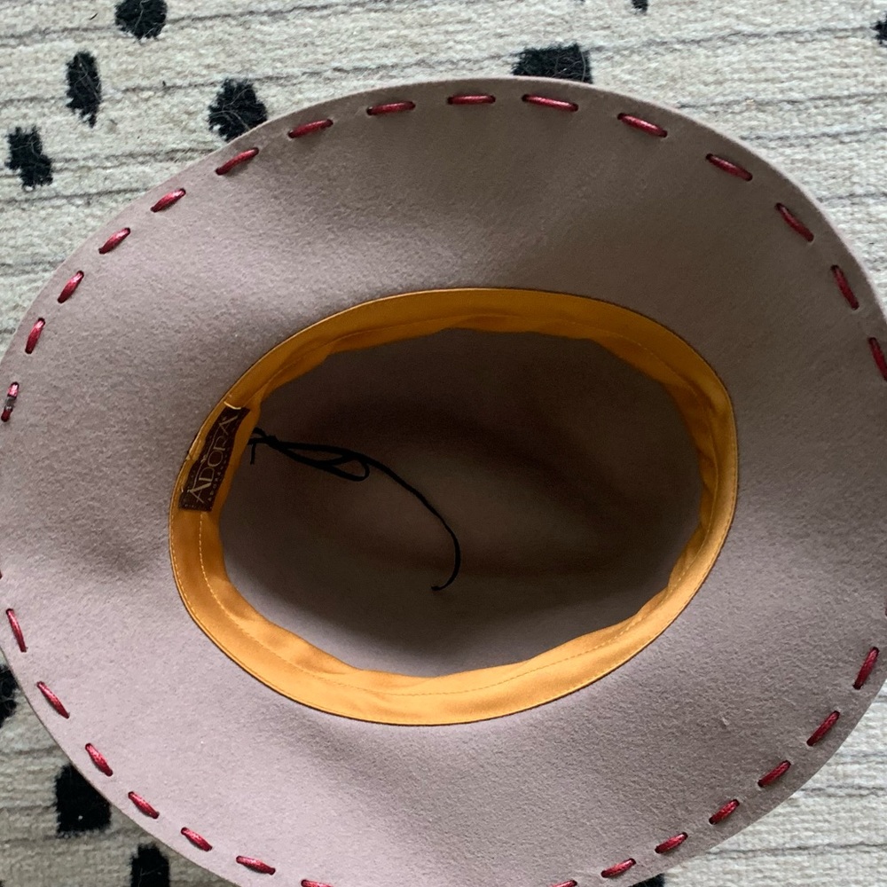 Adora hat - Picture 5 of 8